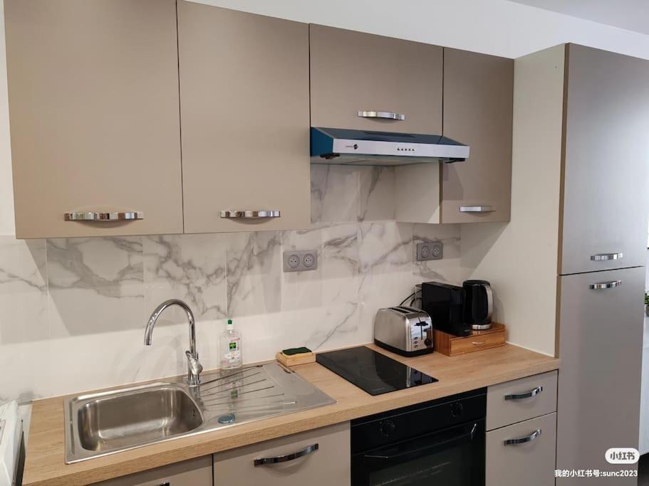 Appartement Champs Elysees Paříž Exteriér fotografie